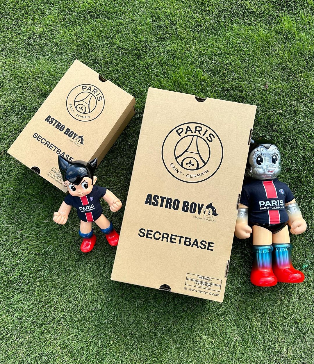 EAST TOUCH - FASHION - PARIS SAINT-GERMAIN x SECRET BASE x Astro Boy